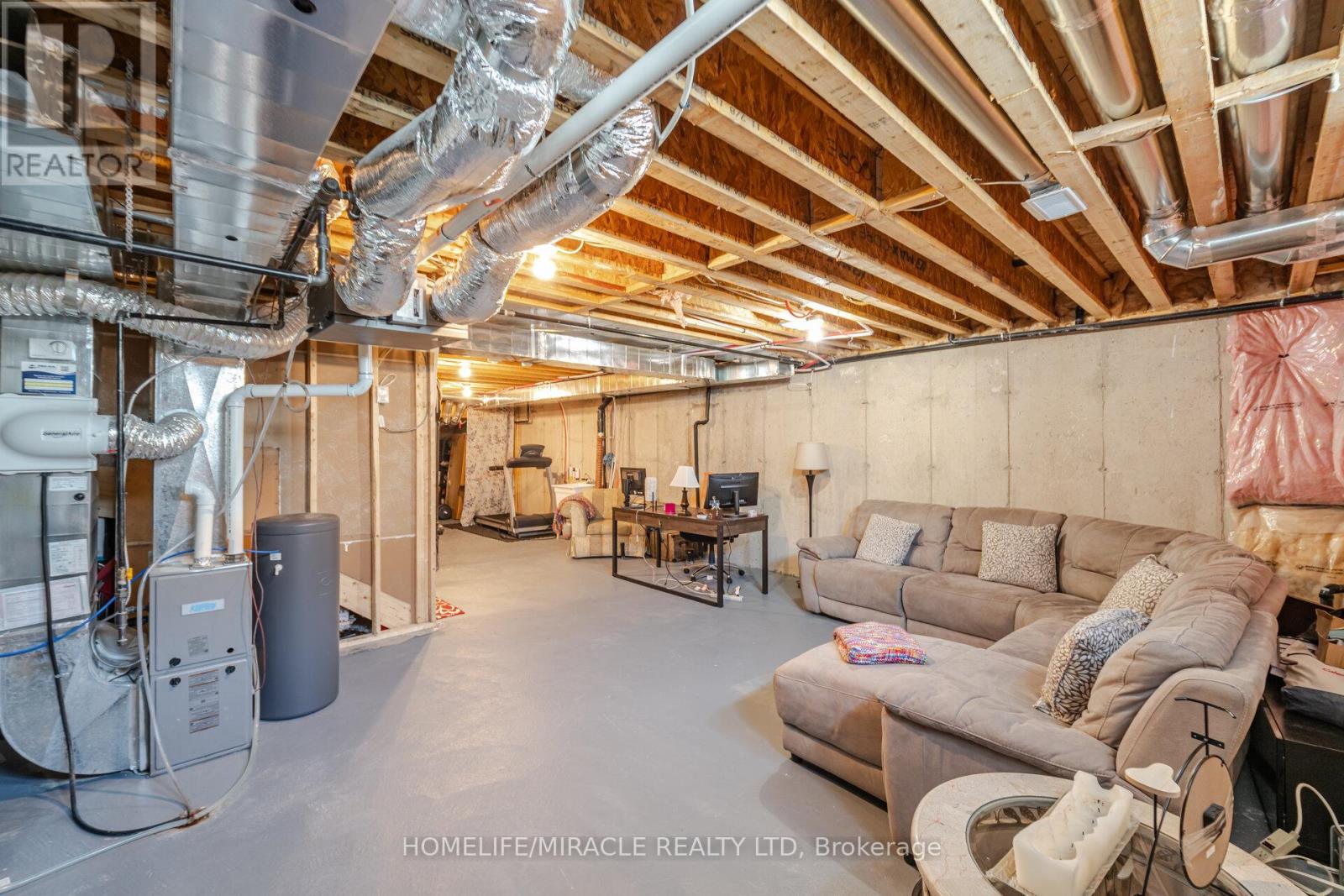 454 Adelaide Street, Wellington North, Ontario  N0G 1A0 - Photo 33 - X12343768