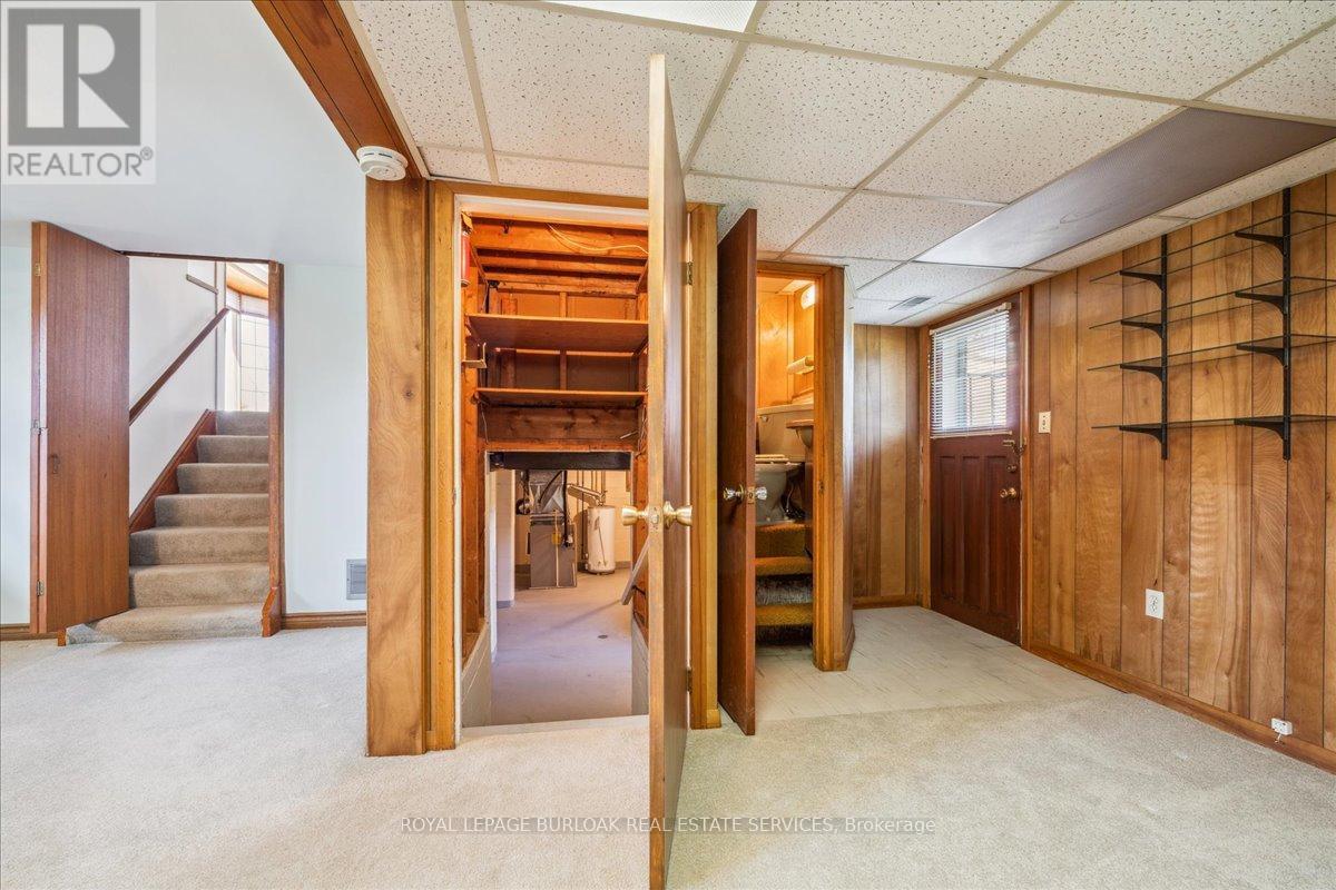 1 Westview Crescent, Hamilton, Ontario  L8B 0E4 - Photo 20 - X12343772
