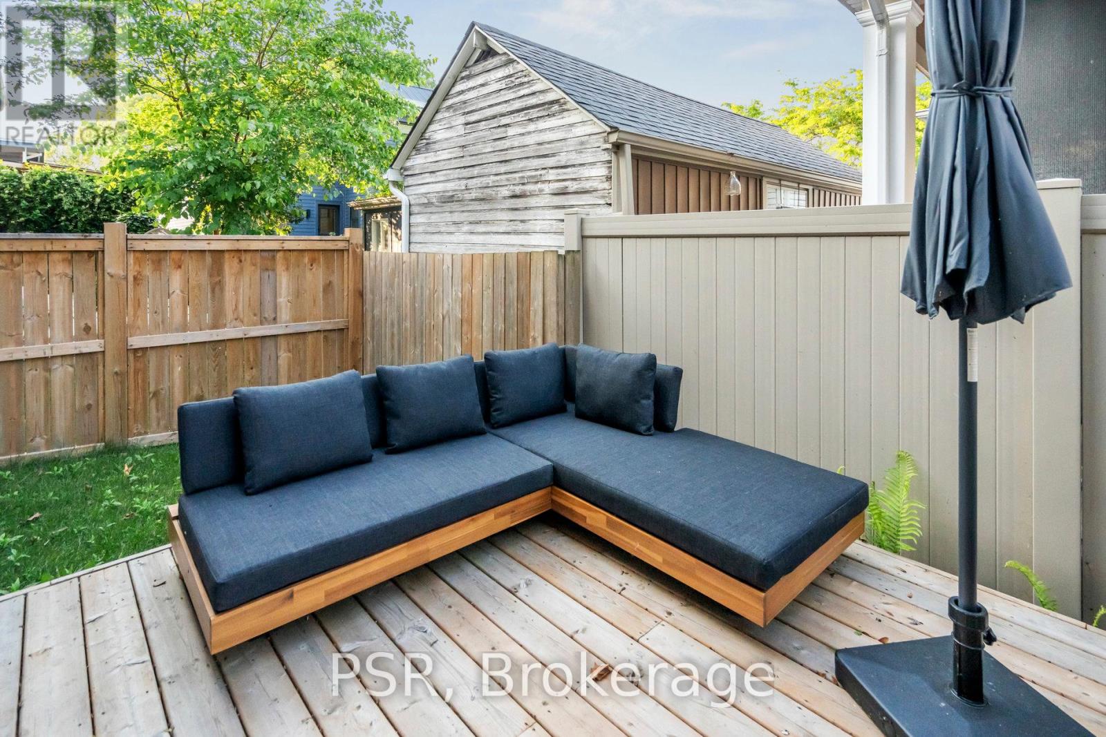 8 Paxton Avenue, St. Catharines, Ontario  L2N 5H8 - Photo 41 - X12343800