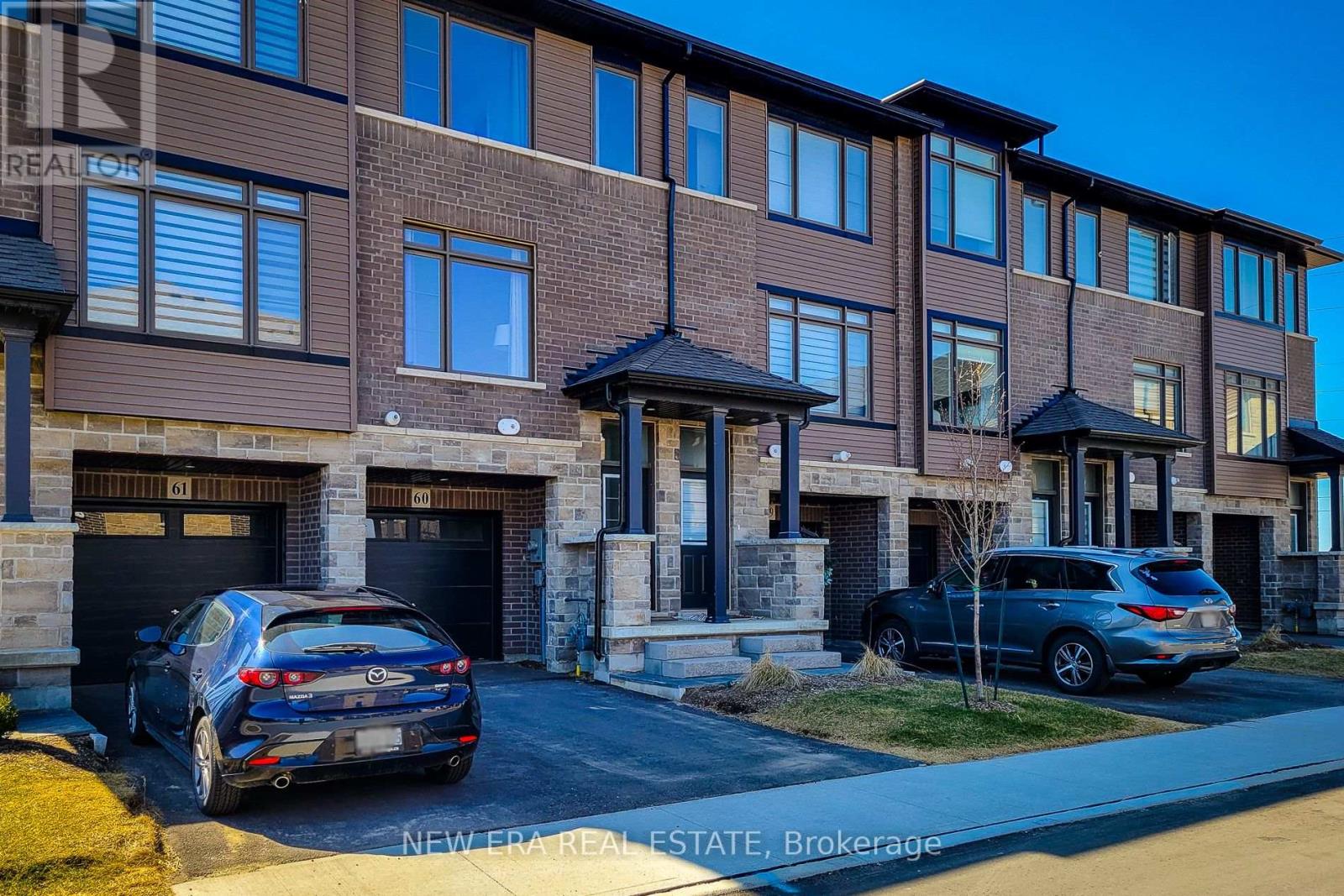 Property at 60 - 120 COURT DRIVE image 2