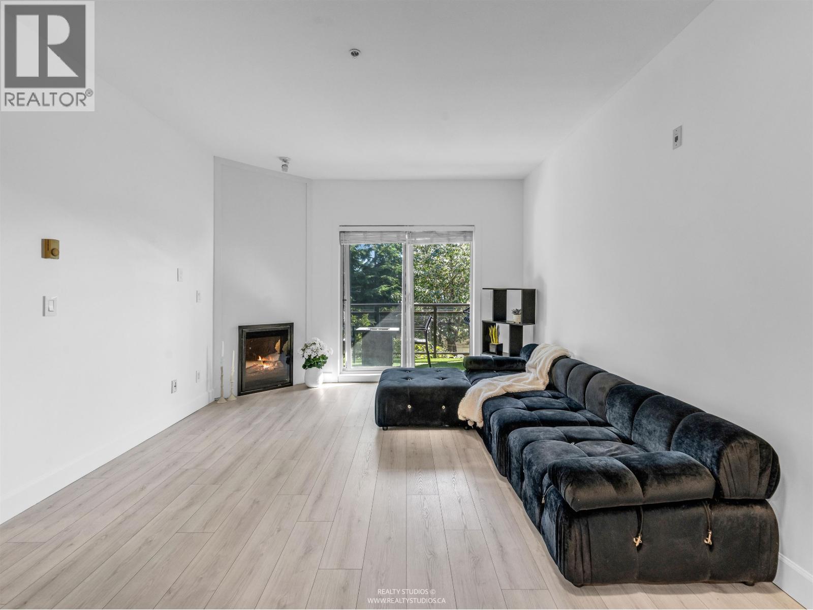 208 1988 Suffolk Avenue, Port Coquitlam, British Columbia  V3B 1H2 - Photo 4 - R3036945