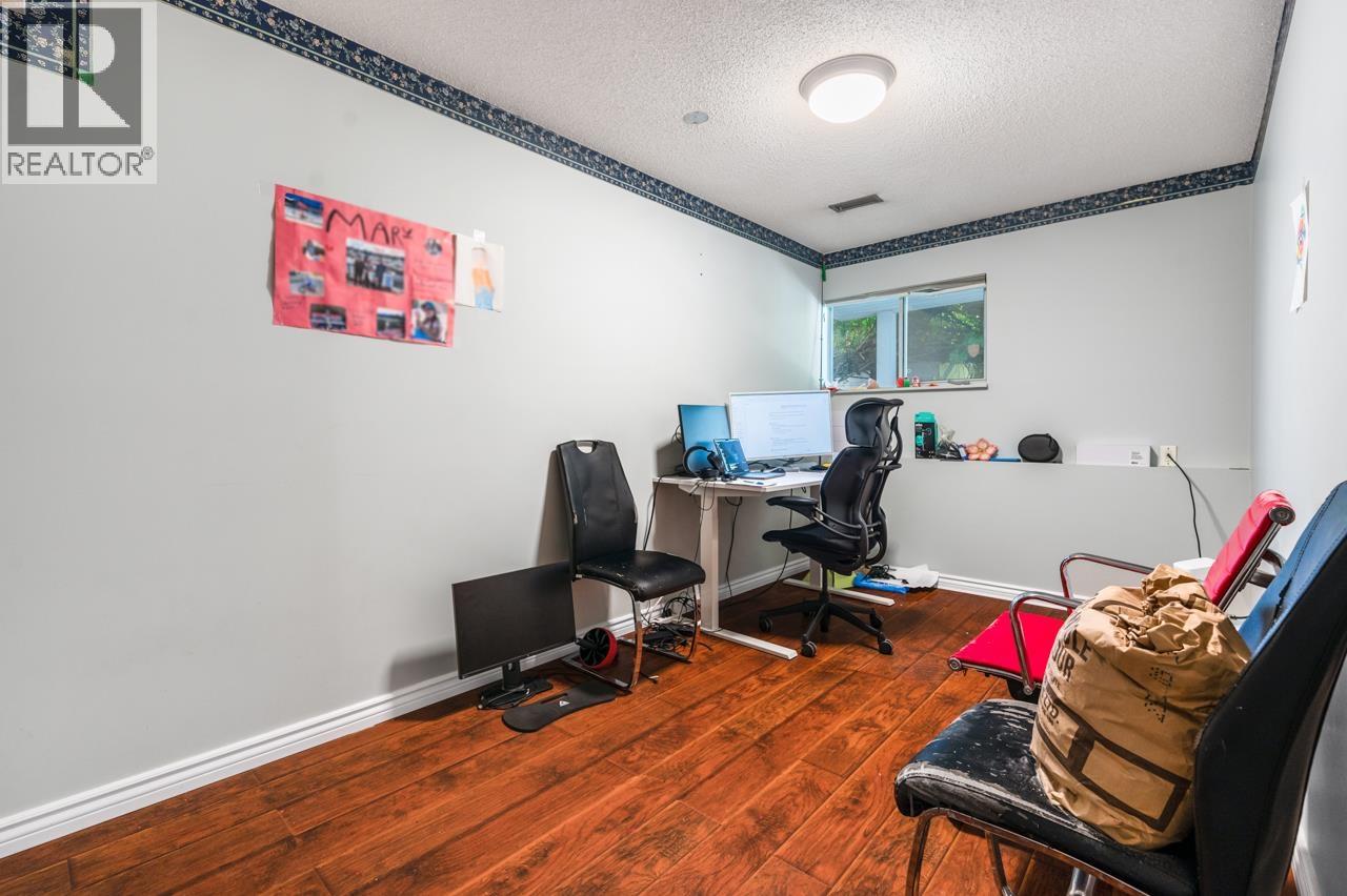 1281 Sherman Street, Coquitlam, British Columbia  V3B 4T1 - Photo 17 - R3036590