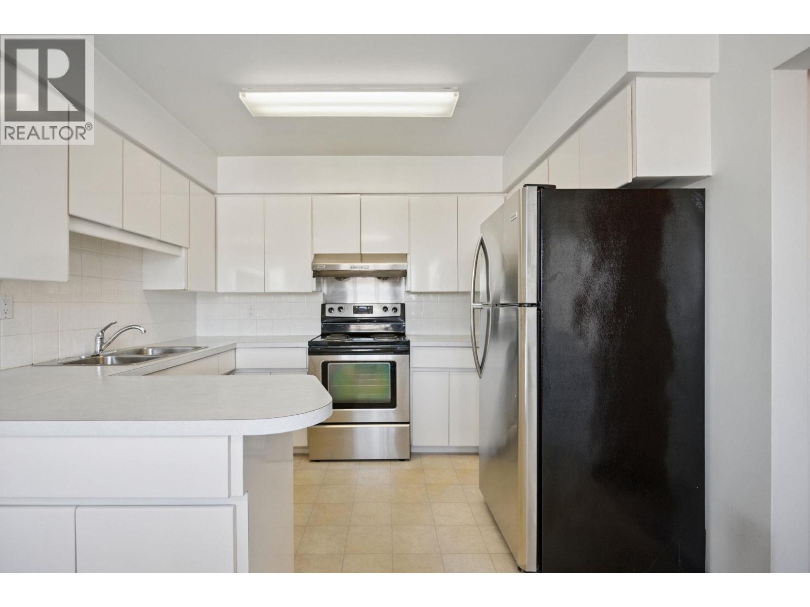 3849 Windermere Street, Vancouver, British Columbia  V5R 2G4 - Photo 8 - R3037083