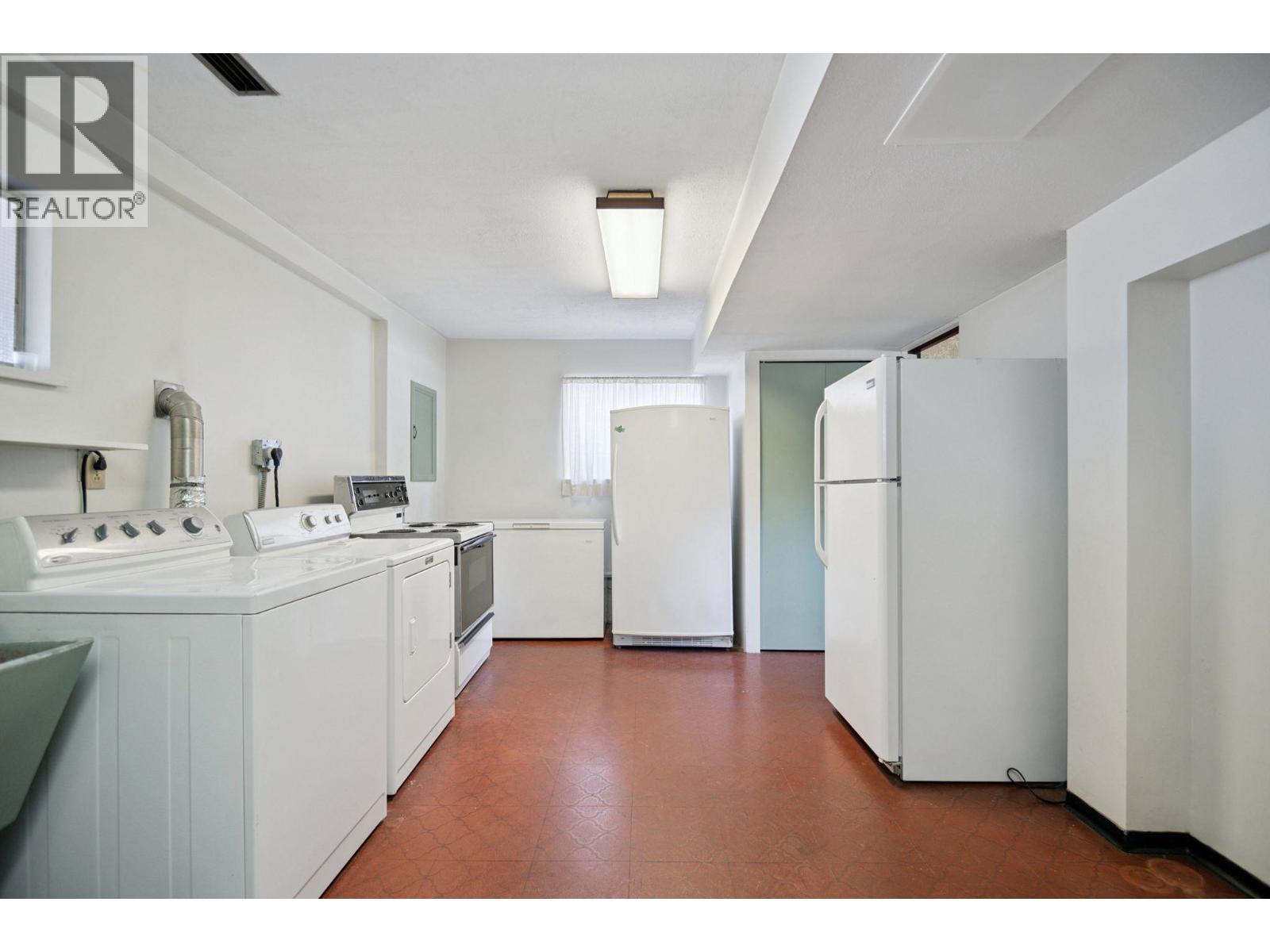 3849 Windermere Street, Vancouver, British Columbia  V5R 2G4 - Photo 25 - R3037083