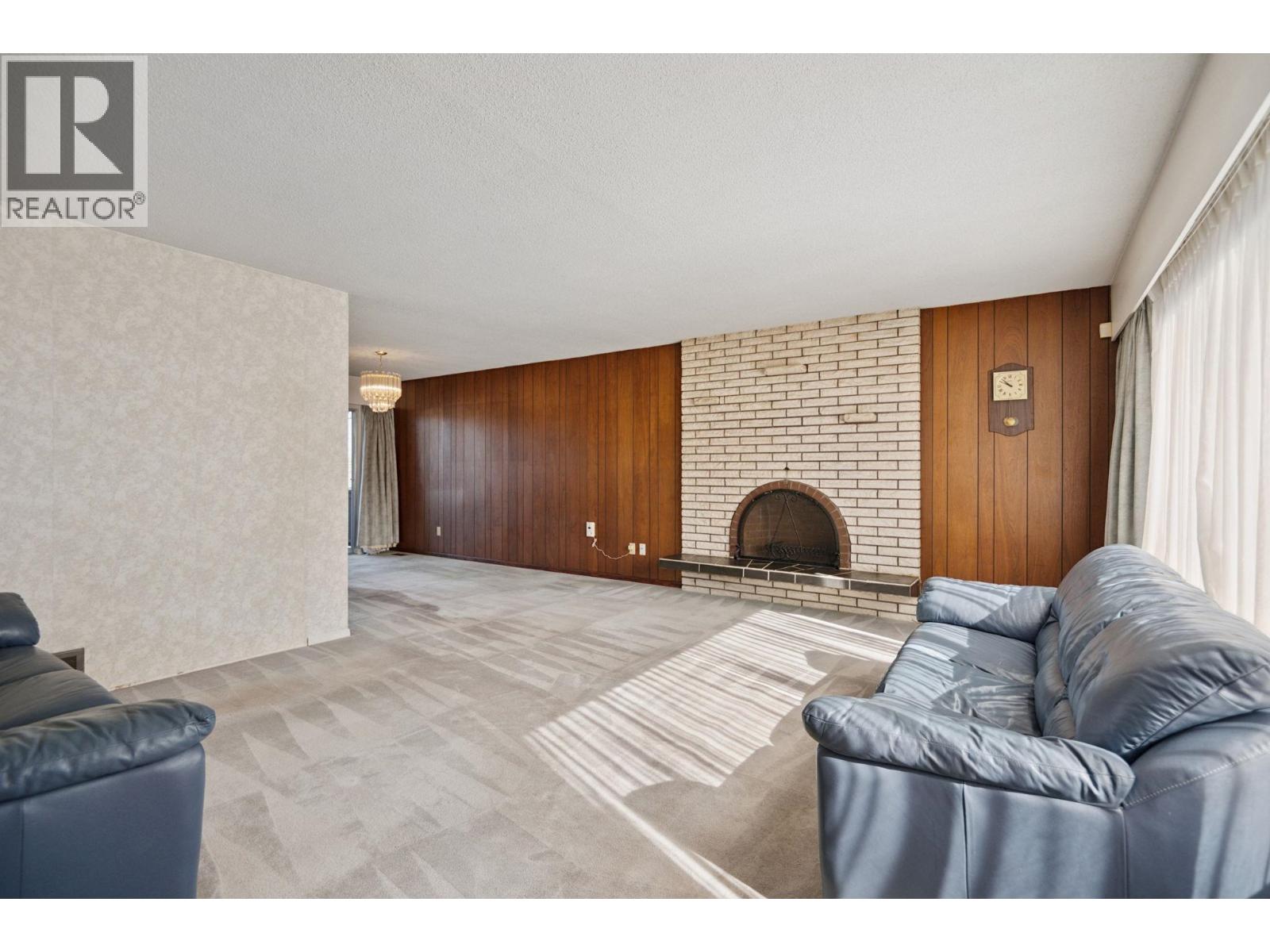 3849 Windermere Street, Vancouver, British Columbia  V5R 2G4 - Photo 2 - R3037083