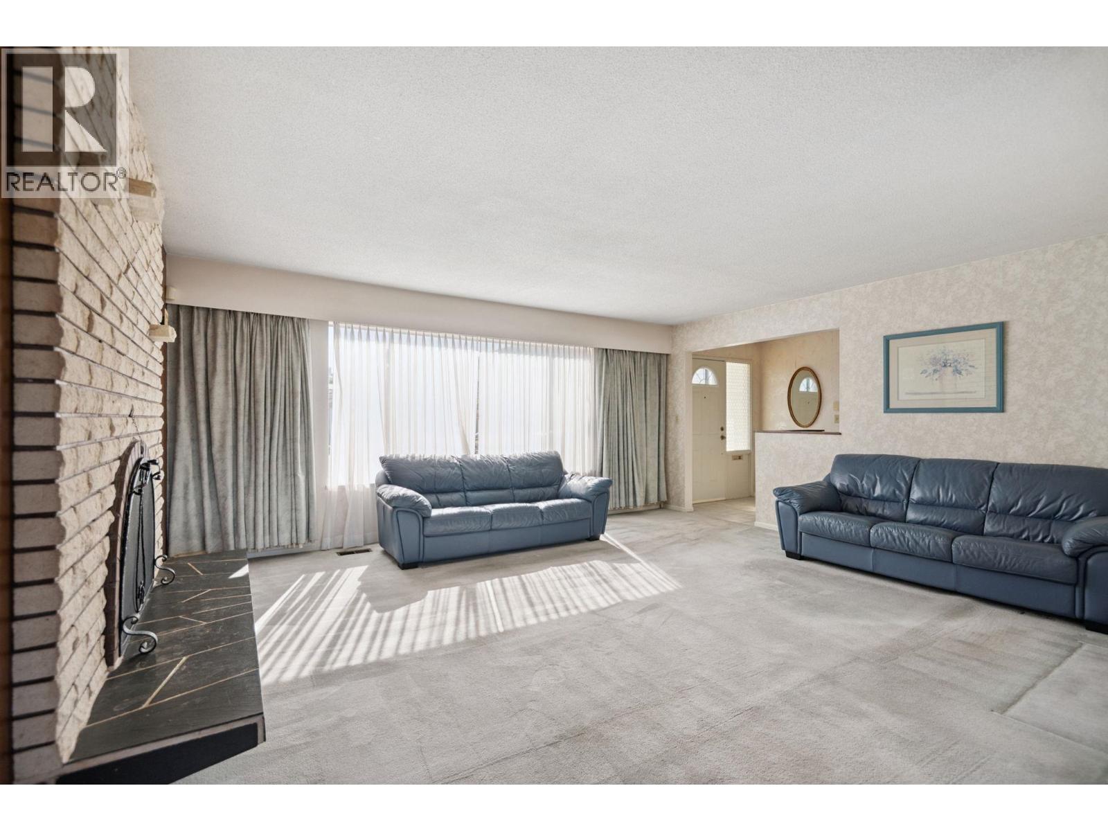 3849 Windermere Street, Vancouver, British Columbia  V5R 2G4 - Photo 3 - R3037083