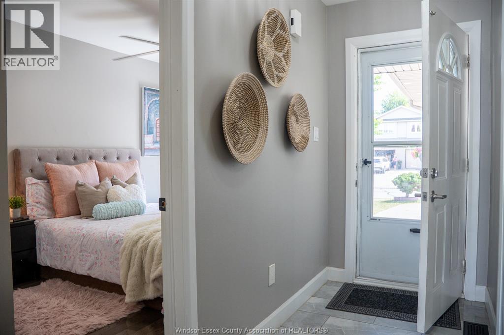 Property at 825 MICHAEL DRIVE image 4