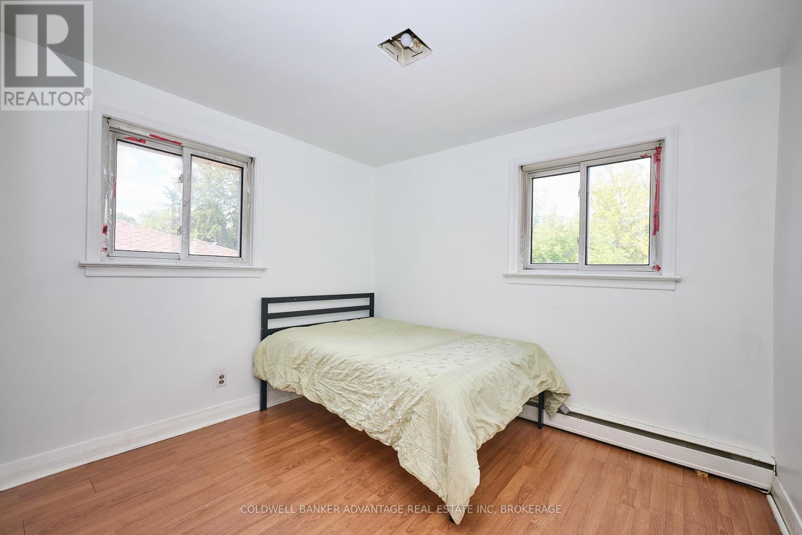 184 Price Avenue, Welland, Ontario  L3C 3Y6 - Photo 10 - X12344006