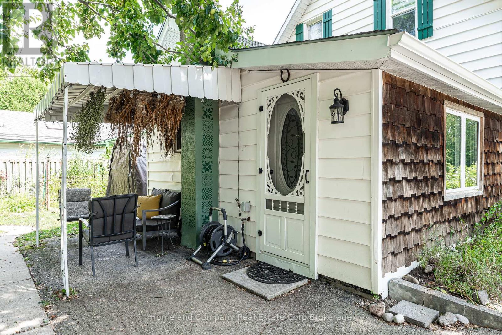 61 Blake Street, Stratford, Ontario  N5A 2C4 - Photo 34 - X12343929