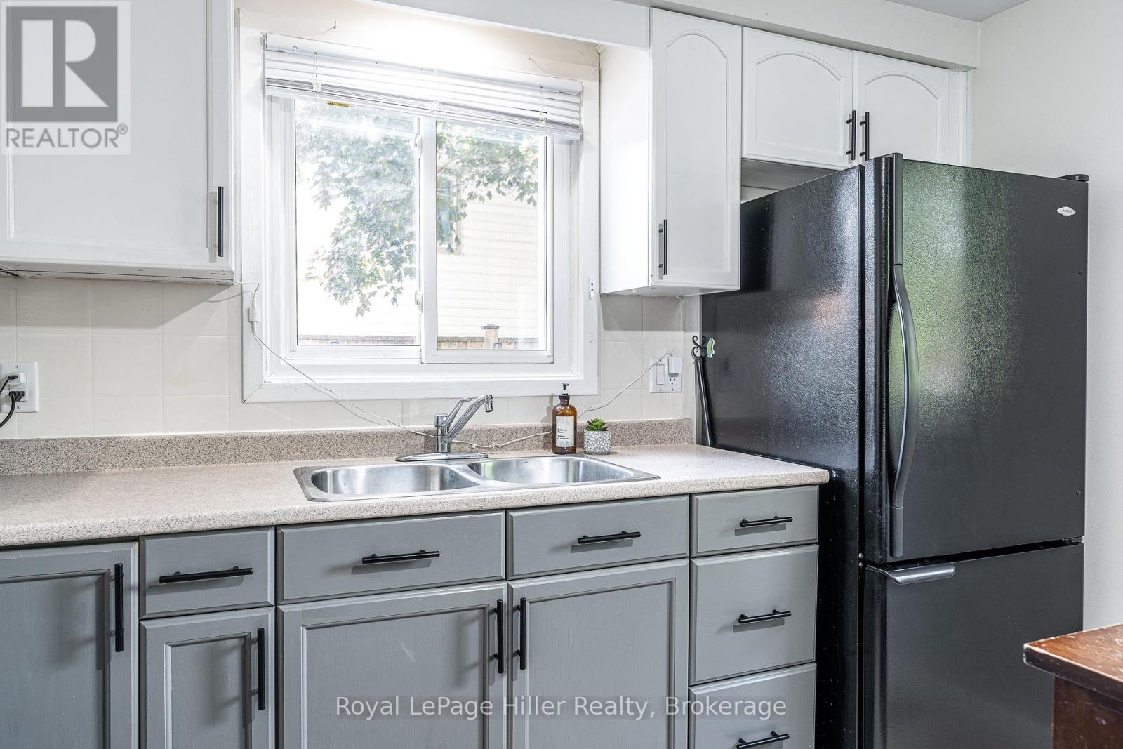 150 Patricia Road, Stratford, Ontario  N5A 1V4 - Photo 14 - X12344009