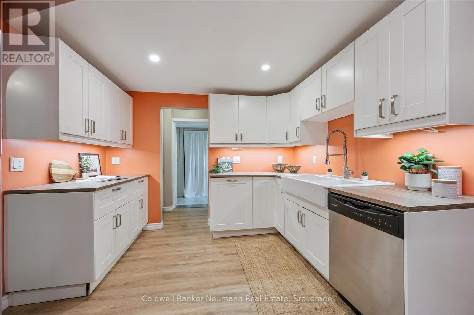102 Asmus Street, Wilmot, Ontario  N3A 1A9 - Photo 5 - X12344018