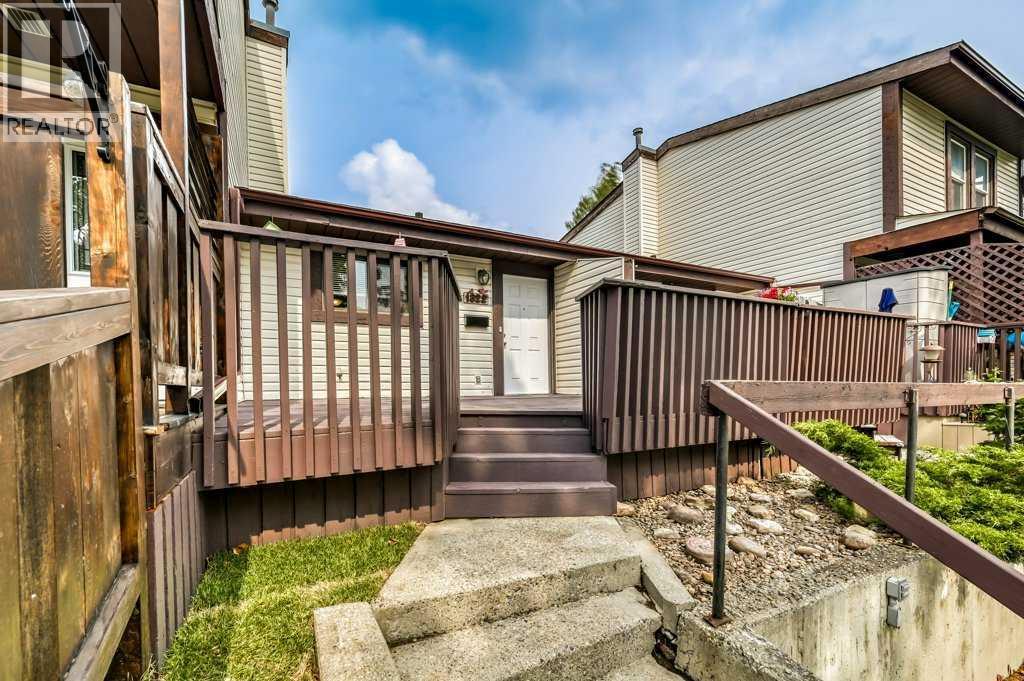Property at 1322 Ranchlands Way NW image 1