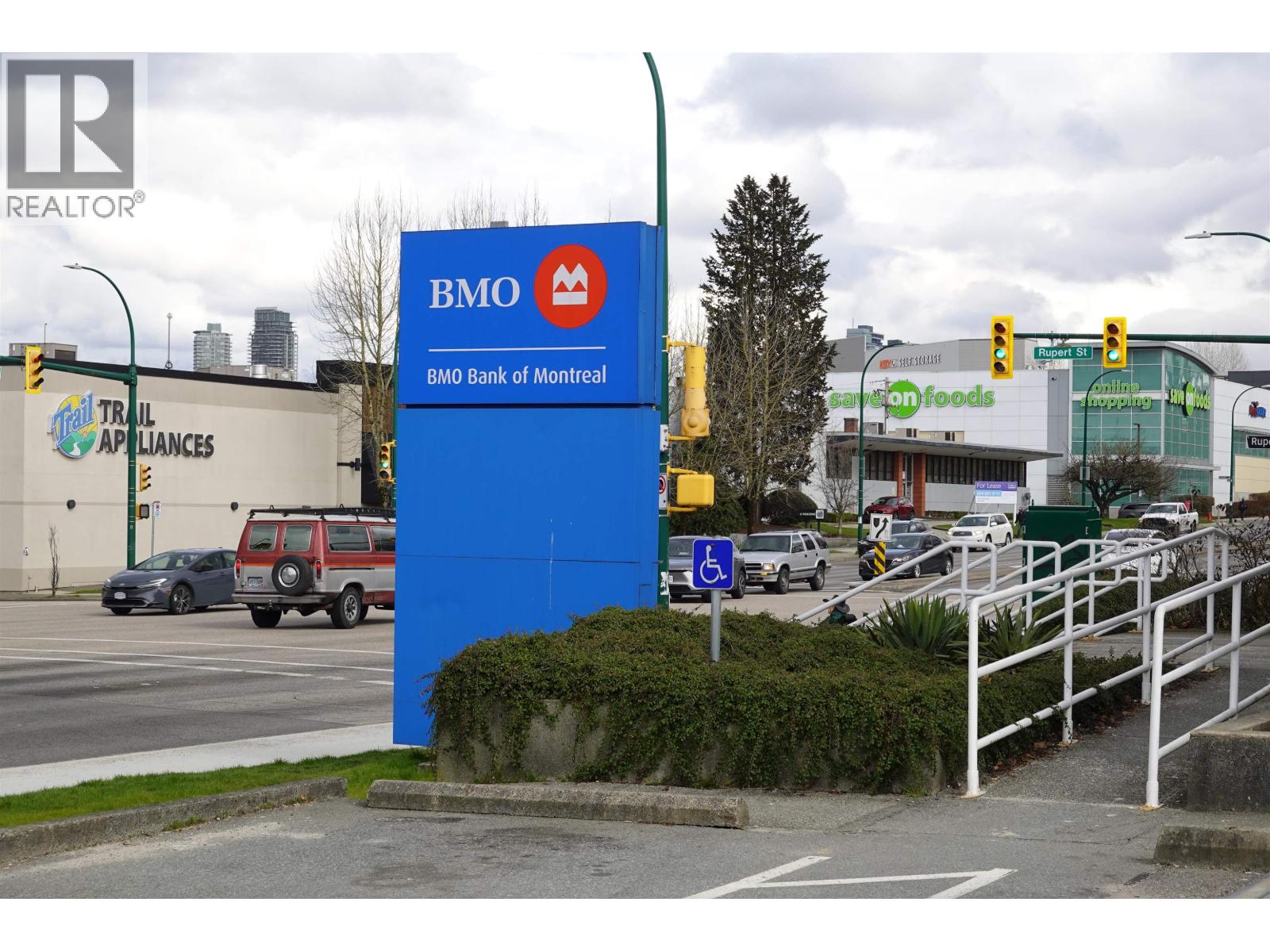 2961-2965 Rupert Street, Vancouver, British Columbia  V5M 3T8 - Photo 16 - C8071398