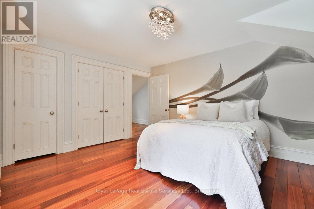 68 Thomas Street, Oakville, Ontario  L6J 3A4 - Photo 26 - W12343964