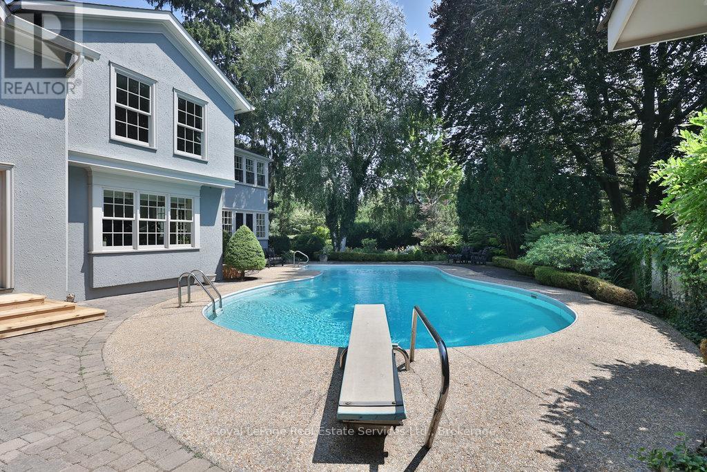 68 Thomas Street, Oakville, Ontario  L6J 3A4 - Photo 34 - W12343964