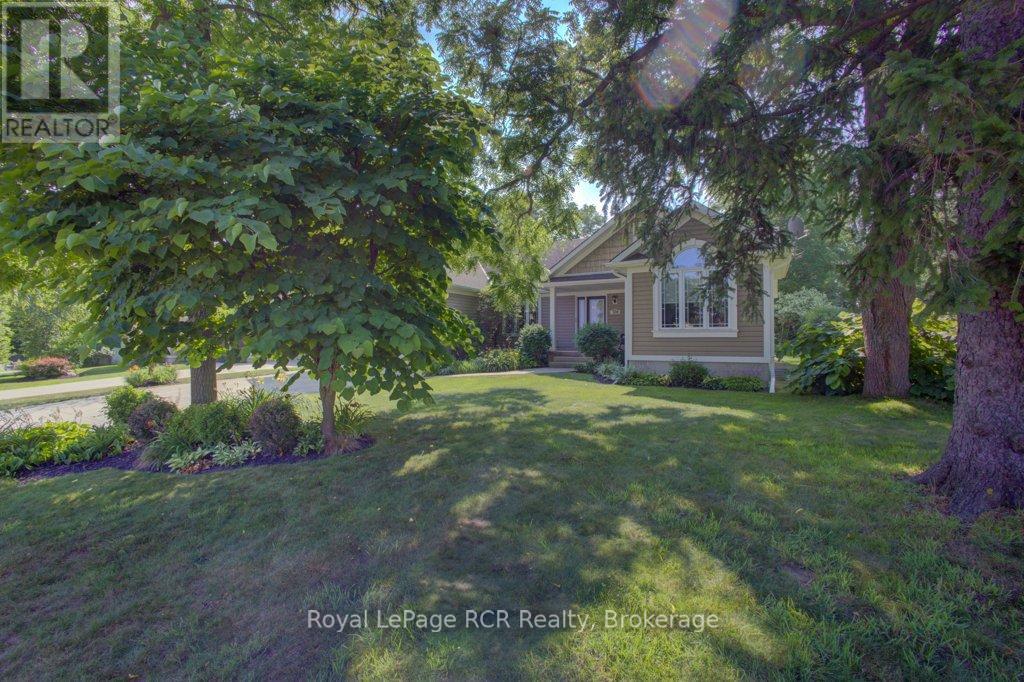 320 Durham Street W, Wellington North, Ontario  N0G 2L1 - Photo 10 - X12343522