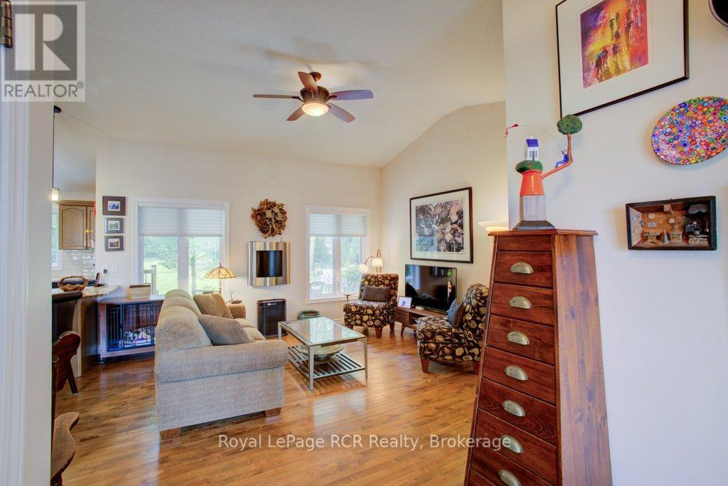 320 Durham Street W, Wellington North, Ontario  N0G 2L1 - Photo 11 - X12343522