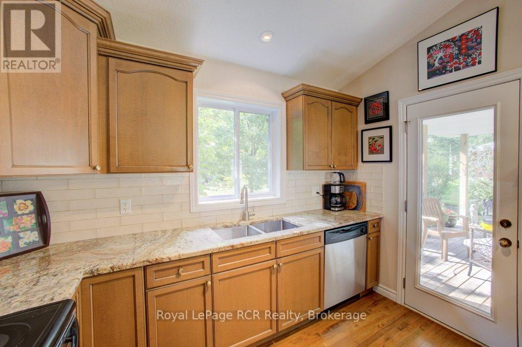 320 Durham Street W, Wellington North, Ontario  N0G 2L1 - Photo 23 - X12343522