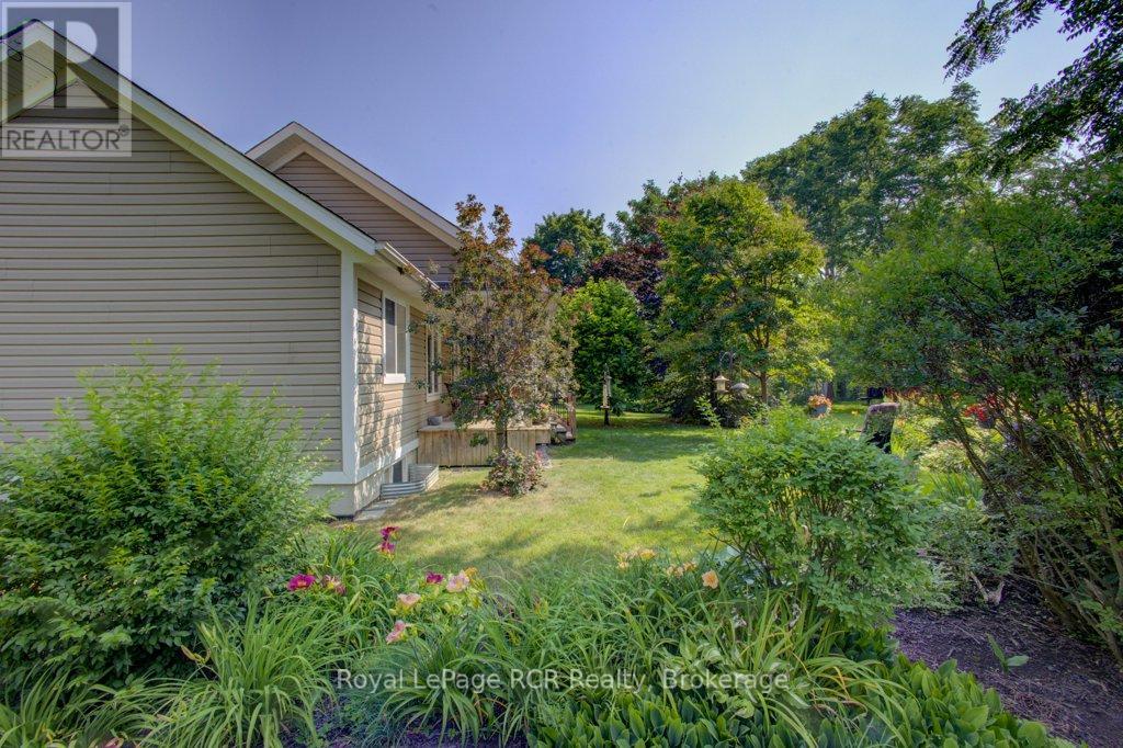 320 Durham Street W, Wellington North, Ontario  N0G 2L1 - Photo 40 - X12343522