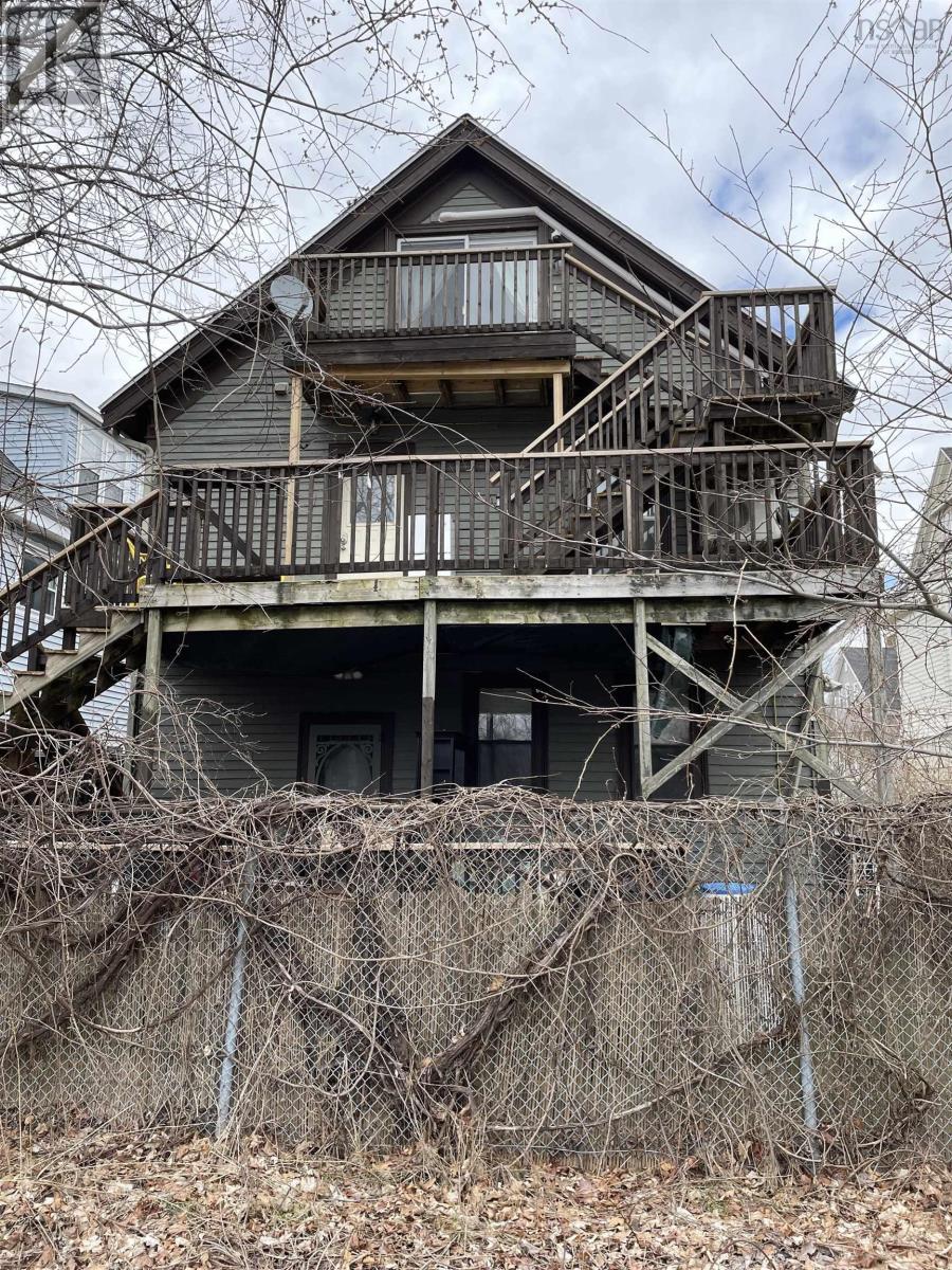 20 Dominion Street, Truro, Nova Scotia  B2N 3N8 - Photo 4 - 202508130