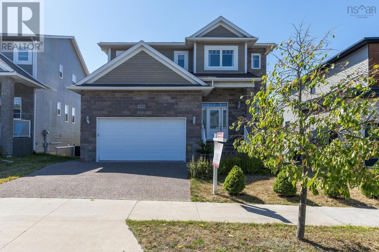 296 Transom Drive, Halifax, Nova Scotia  B3M 4V4 - Photo 1 - 202520064