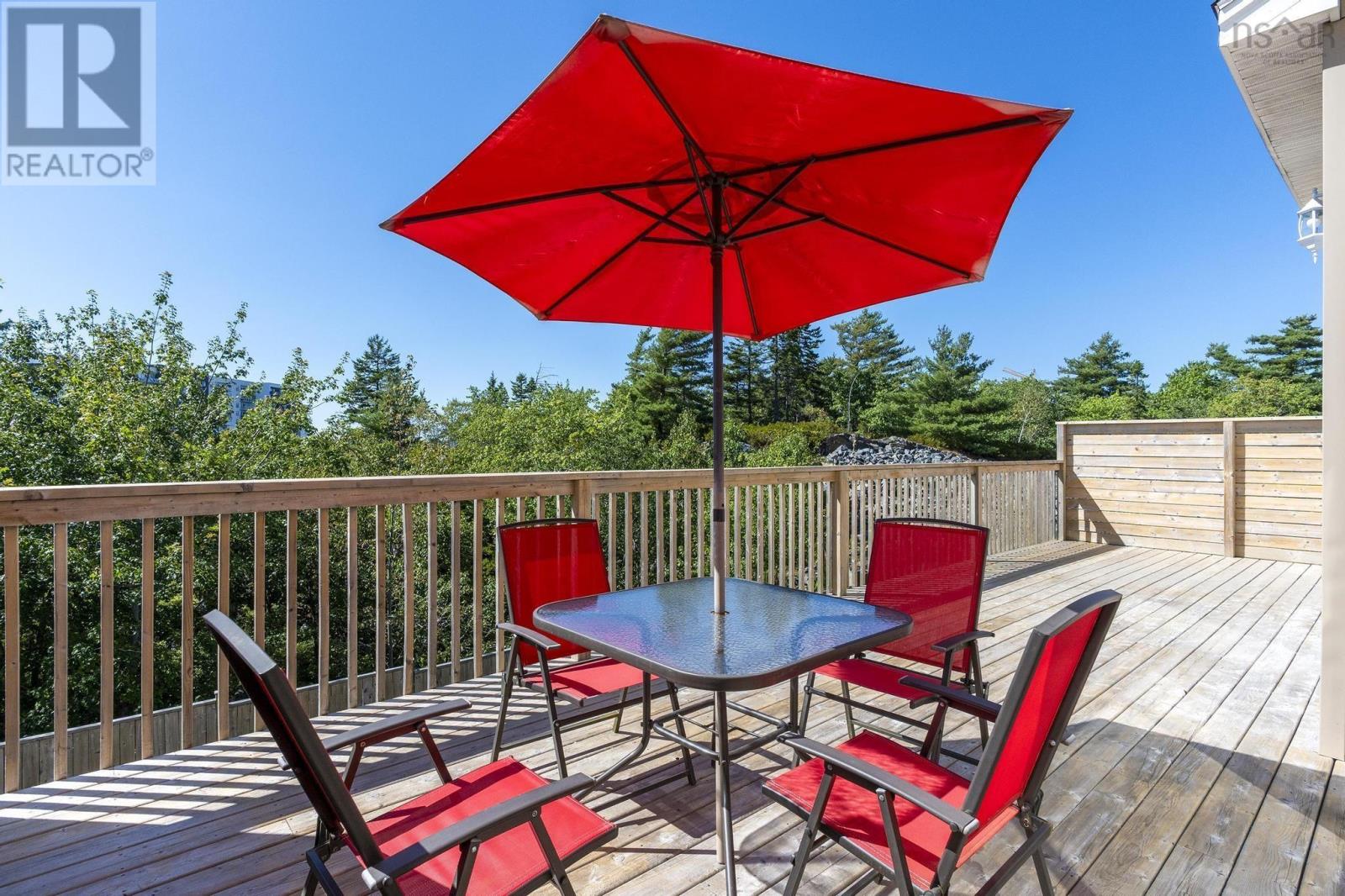 296 Transom Drive, Halifax, Nova Scotia  B3M 4V4 - Photo 41 - 202520064
