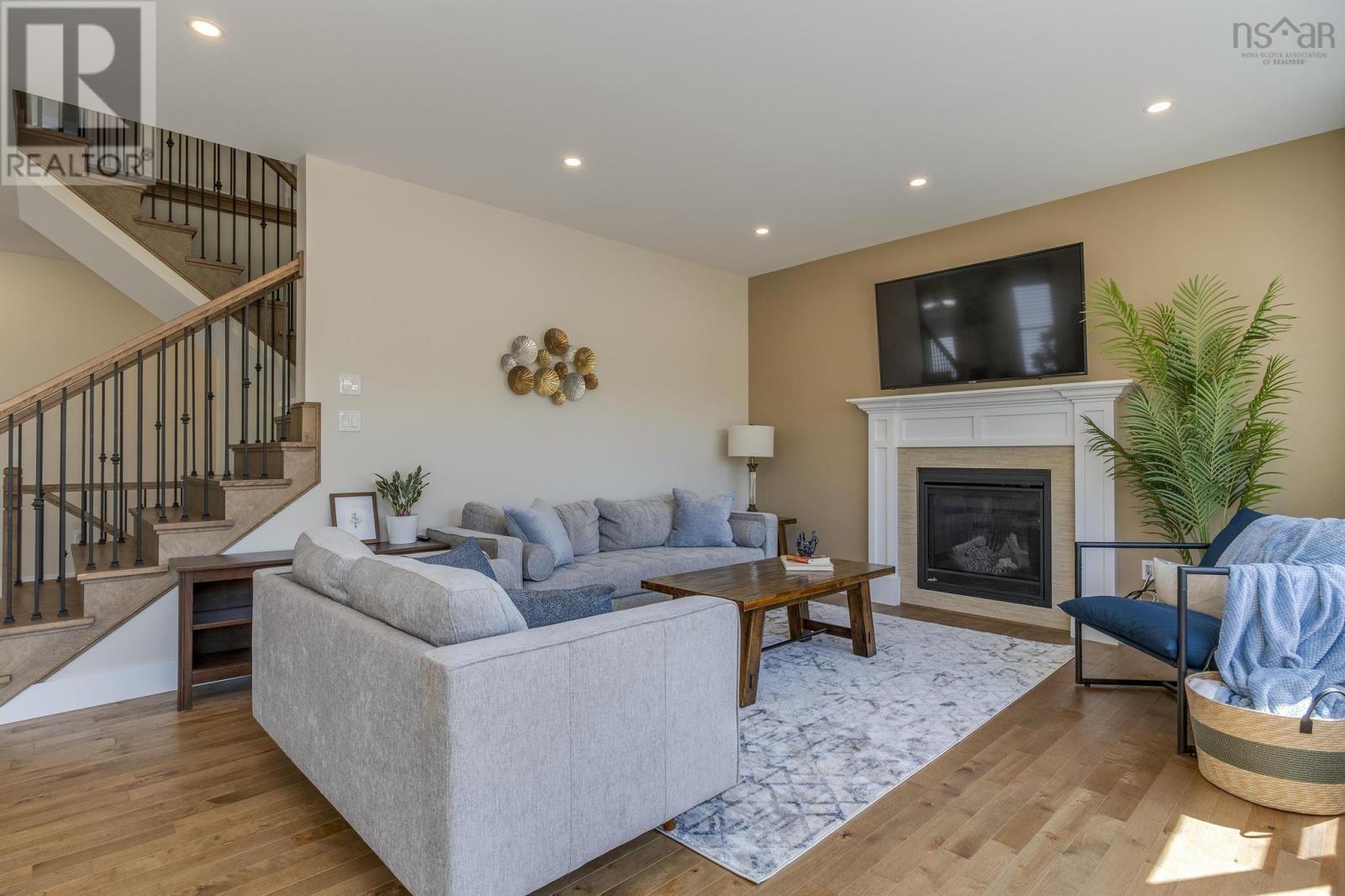 296 Transom Drive, Halifax, Nova Scotia  B3M 4V4 - Photo 6 - 202520064