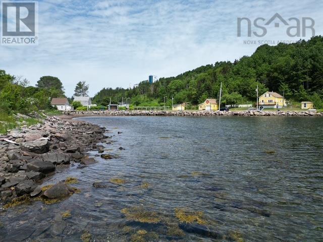 Main Street, Mulgrave, Nova Scotia  B0E 2G0 - Photo 2 - 202518757