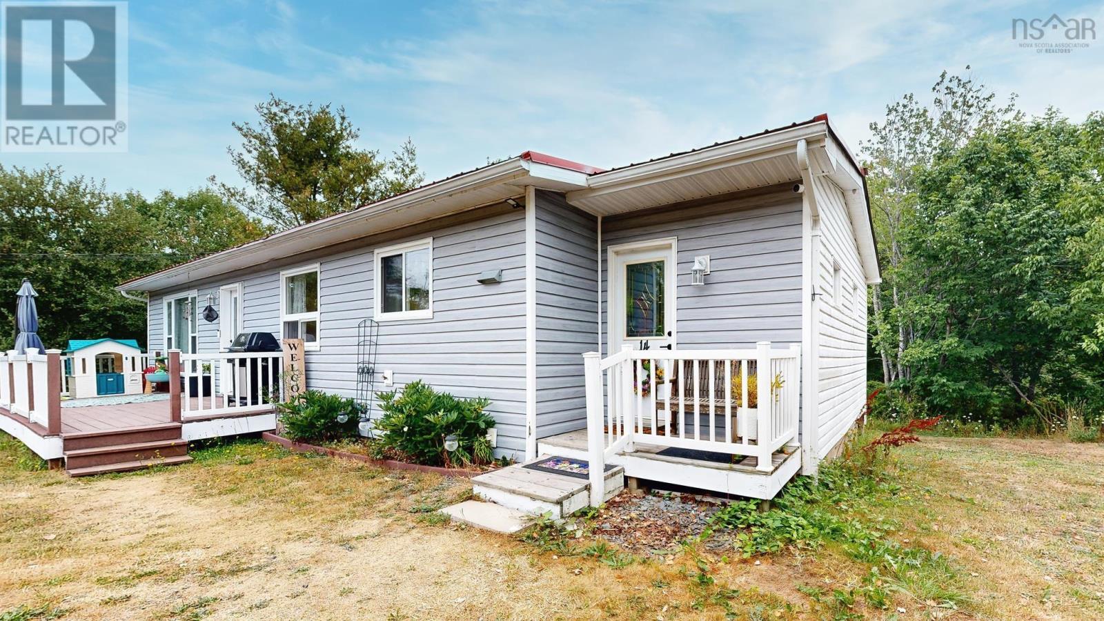 14 Oldham Road, Enfield, Nova Scotia  B2T 1E2 - Photo 4 - 202520122