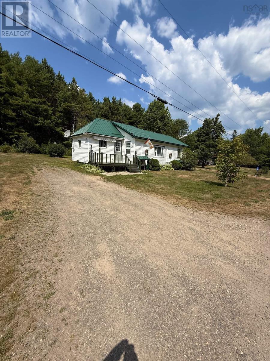 39 Sawdust Road, Springfield, Nova Scotia  B0R 1H0 - Photo 2 - 202520557
