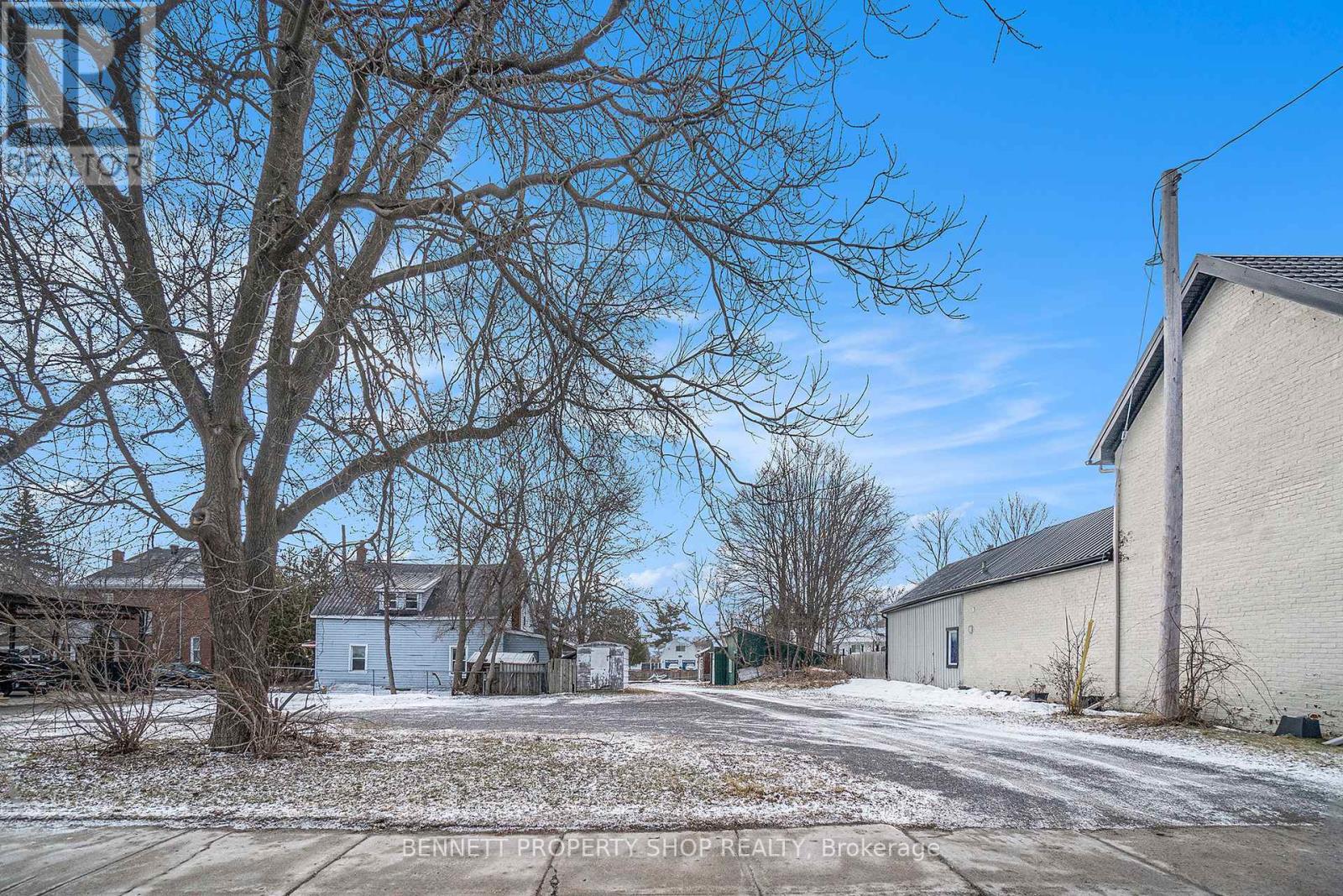 119 & 125 Daniel Street N, Arnprior, Ontario  K7S 2L1 - Photo 3 - X12344054