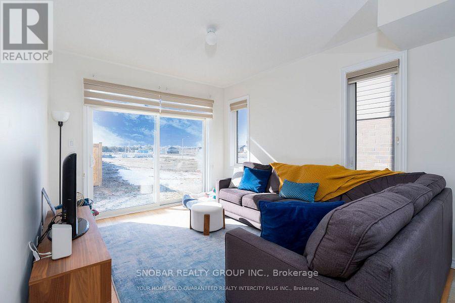 15 Valleybrook Road, Barrie, Ontario  L9S 2Z8 - Photo 9 - S12334685