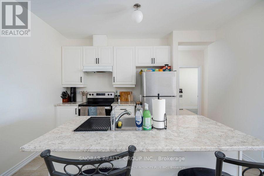 15 Valleybrook Road, Barrie, Ontario  L9S 2Z8 - Photo 5 - S12334685