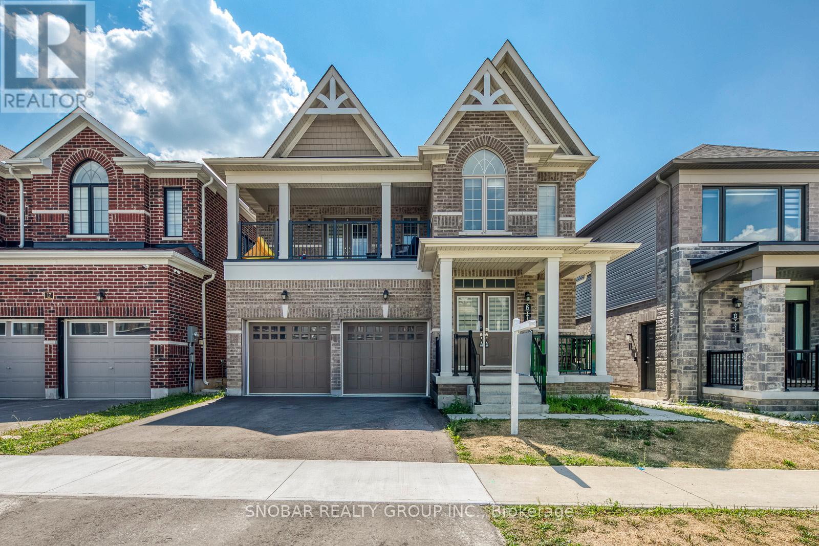 15 Valleybrook Road, Barrie, Ontario  L9S 2Z8 - Photo 2 - S12334685