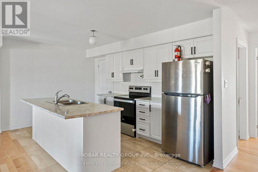 15 Valleybrook Road, Barrie, Ontario  L9S 2Z8 - Photo 7 - S12334685