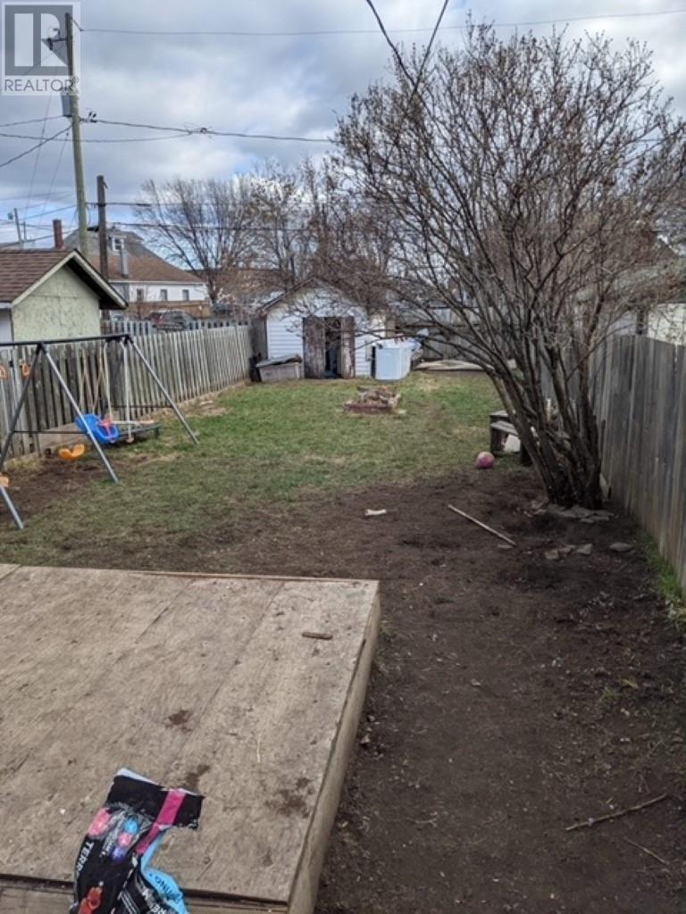 202 Cumming St, Thunder Bay, Ontario  P7C 1N7 - Photo 9 - TB252517