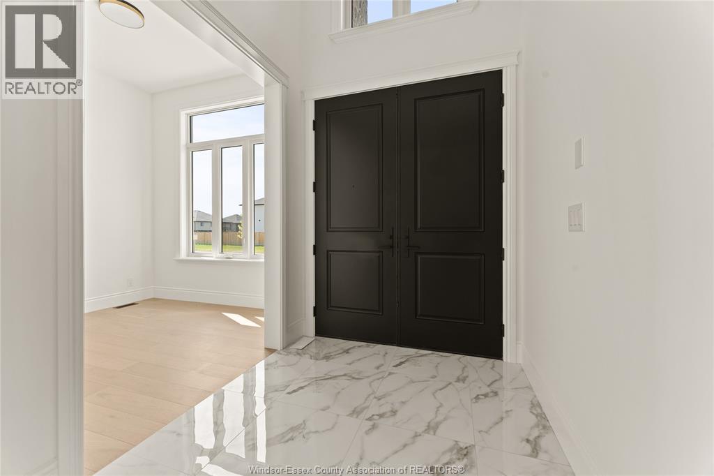 Property at 52 NOBLE image 2