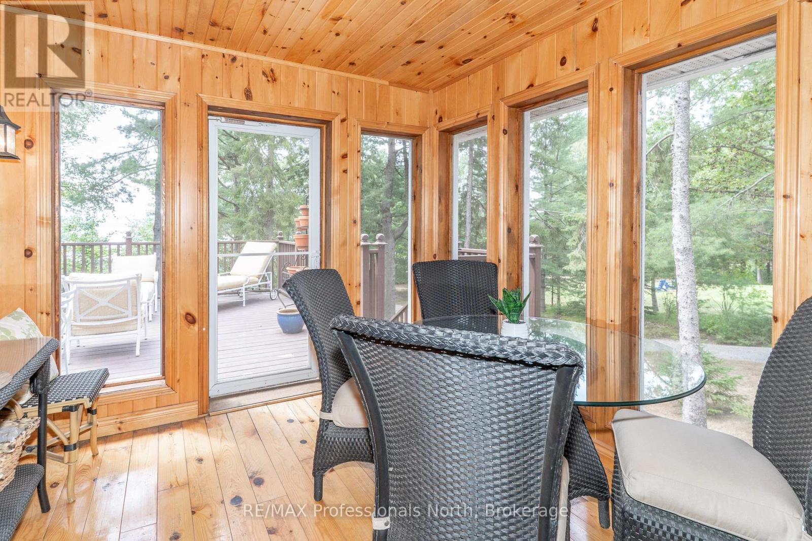 1140 Seabreeze Road, Lake Of Bays, Ontario  P0A 1H0 - Photo 26 - X12344026