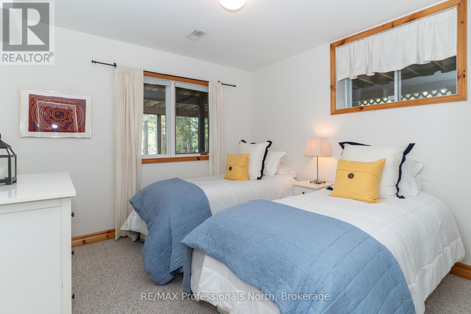 1140 Seabreeze Road, Lake Of Bays, Ontario  P0A 1H0 - Photo 32 - X12344026