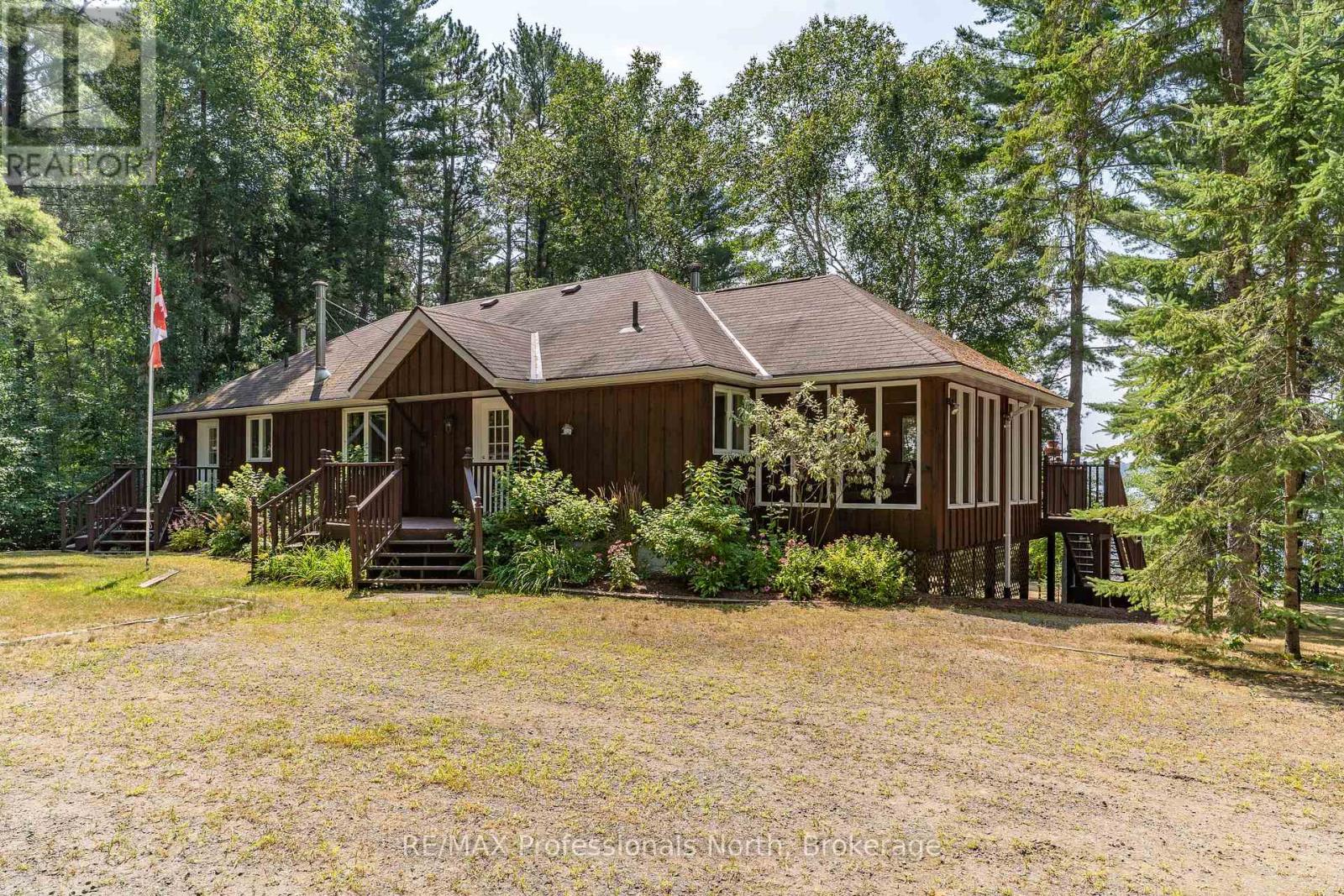 1140 Seabreeze Road, Lake Of Bays, Ontario  P0A 1H0 - Photo 6 - X12344026
