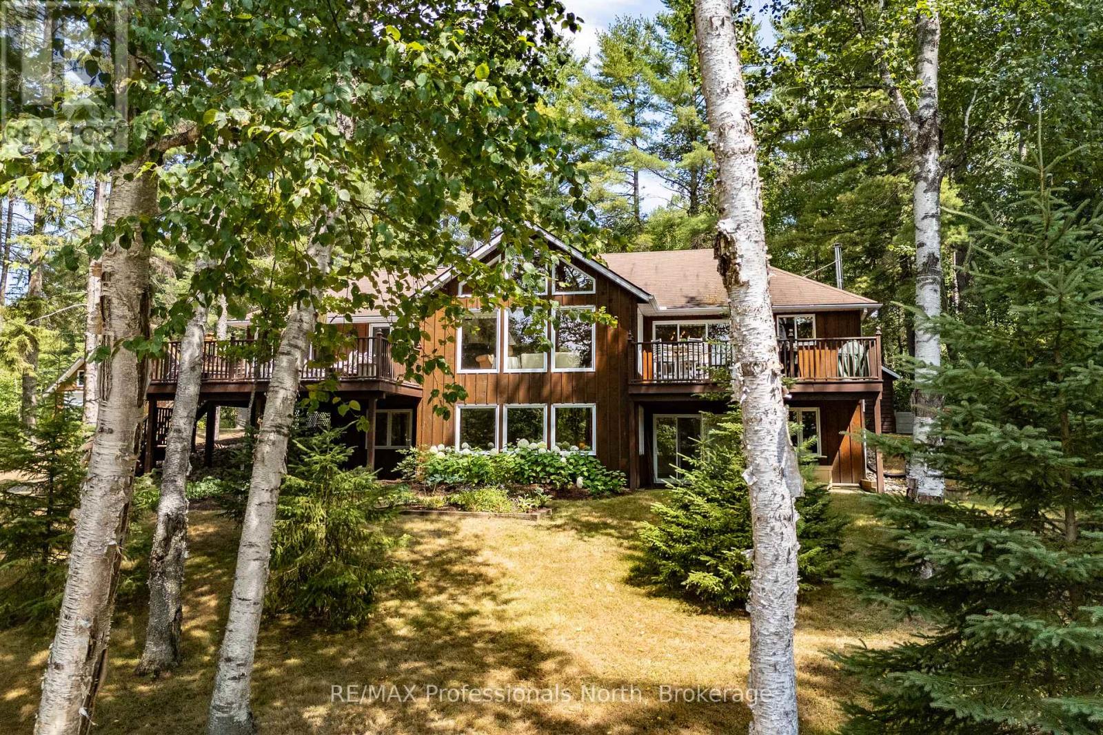 1140 Seabreeze Road, Lake Of Bays, Ontario  P0A 1H0 - Photo 7 - X12344026