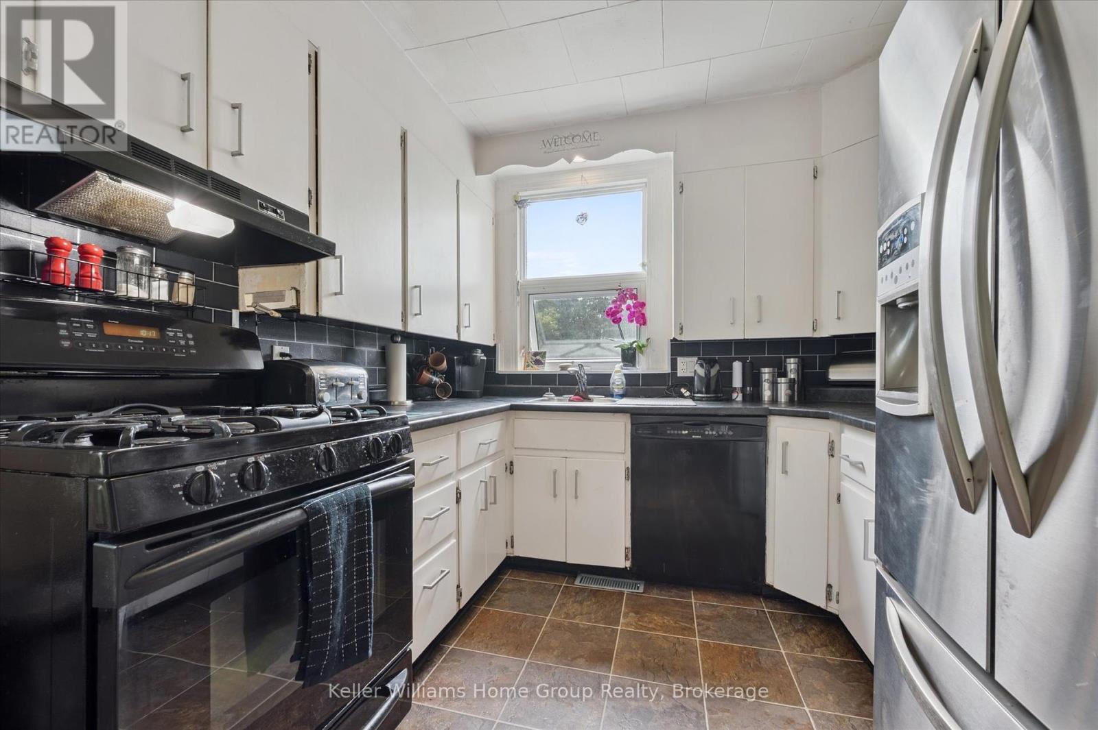 144 Hill Street E, Centre Wellington, Ontario  N1M 1G9 - Photo 7 - X12344072