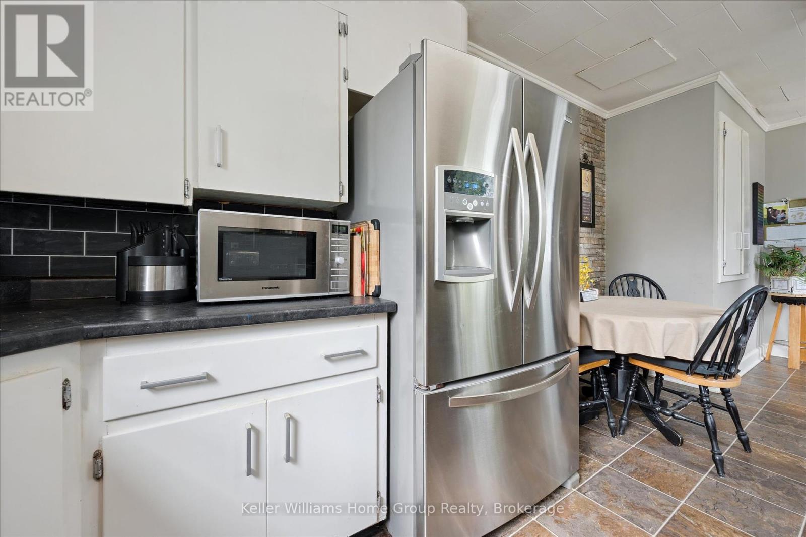 144 Hill Street E, Centre Wellington, Ontario  N1M 1G9 - Photo 8 - X12344072
