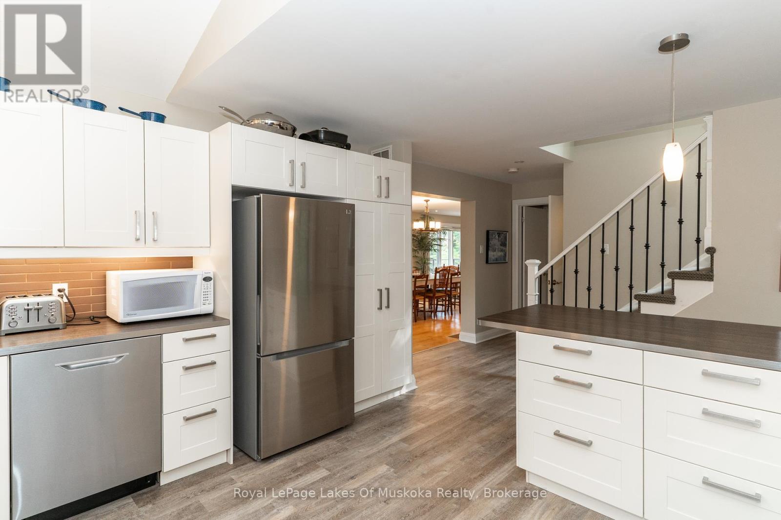 210&230 Revell Street, Gravenhurst, Ontario  P1P 0E3 - Photo 18 - X12344107