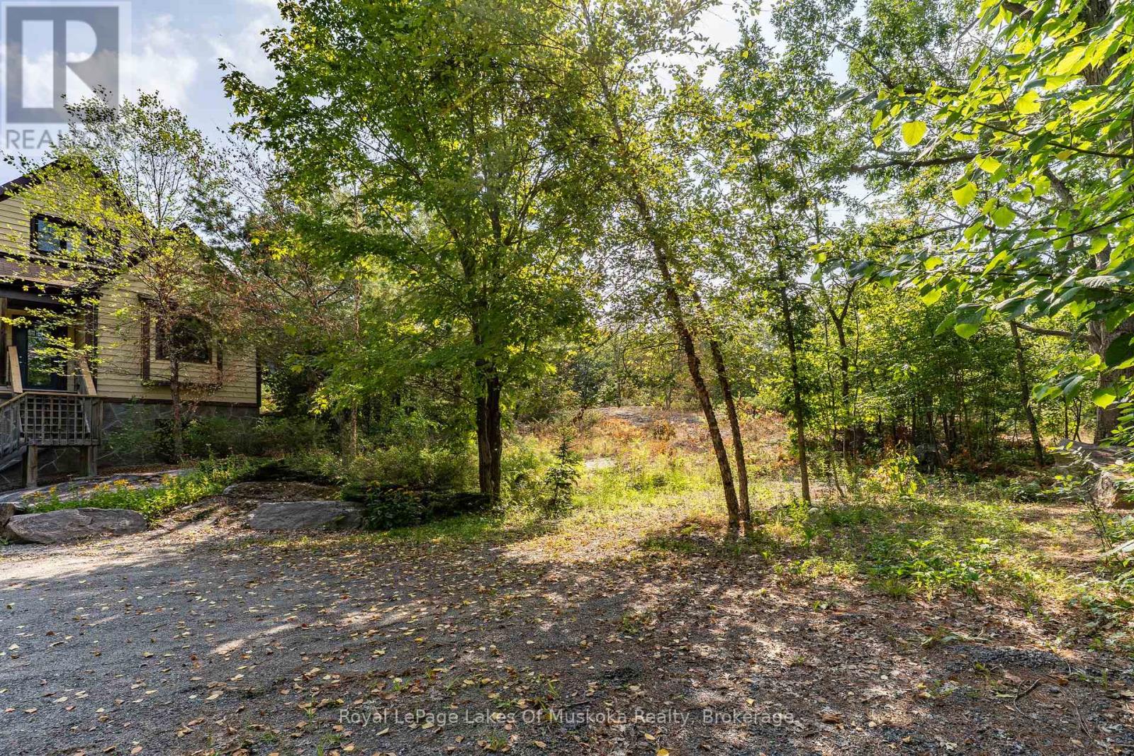 210&230 Revell Street, Gravenhurst, Ontario  P1P 0E3 - Photo 35 - X12344107