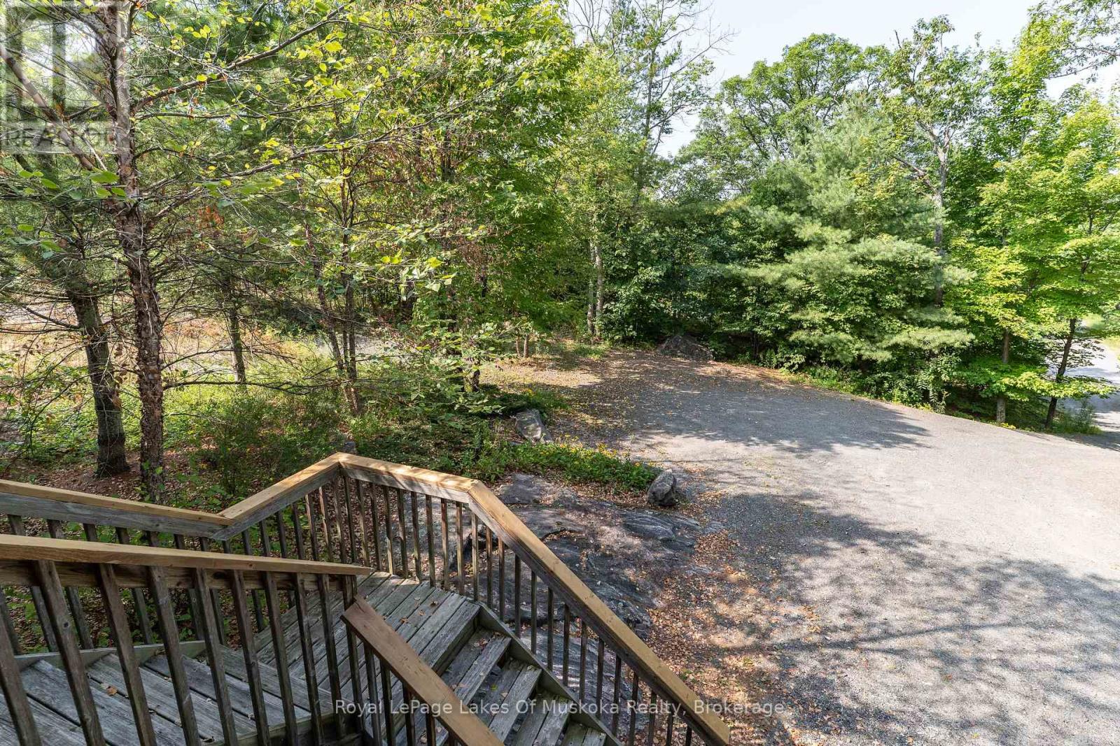 210&230 Revell Street, Gravenhurst, Ontario  P1P 0E3 - Photo 38 - X12344107