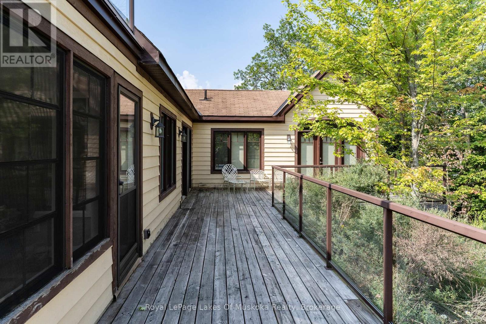 210&230 Revell Street, Gravenhurst, Ontario  P1P 0E3 - Photo 40 - X12344107