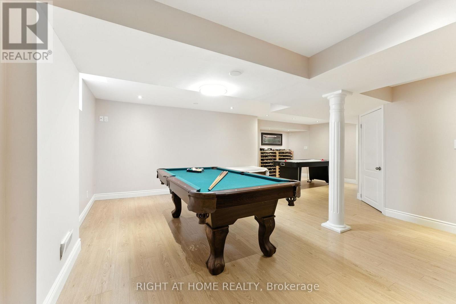 2465 Whistling Springs Crescent, Oakville, Ontario  L6M 5G4 - Photo 28 - W12343944