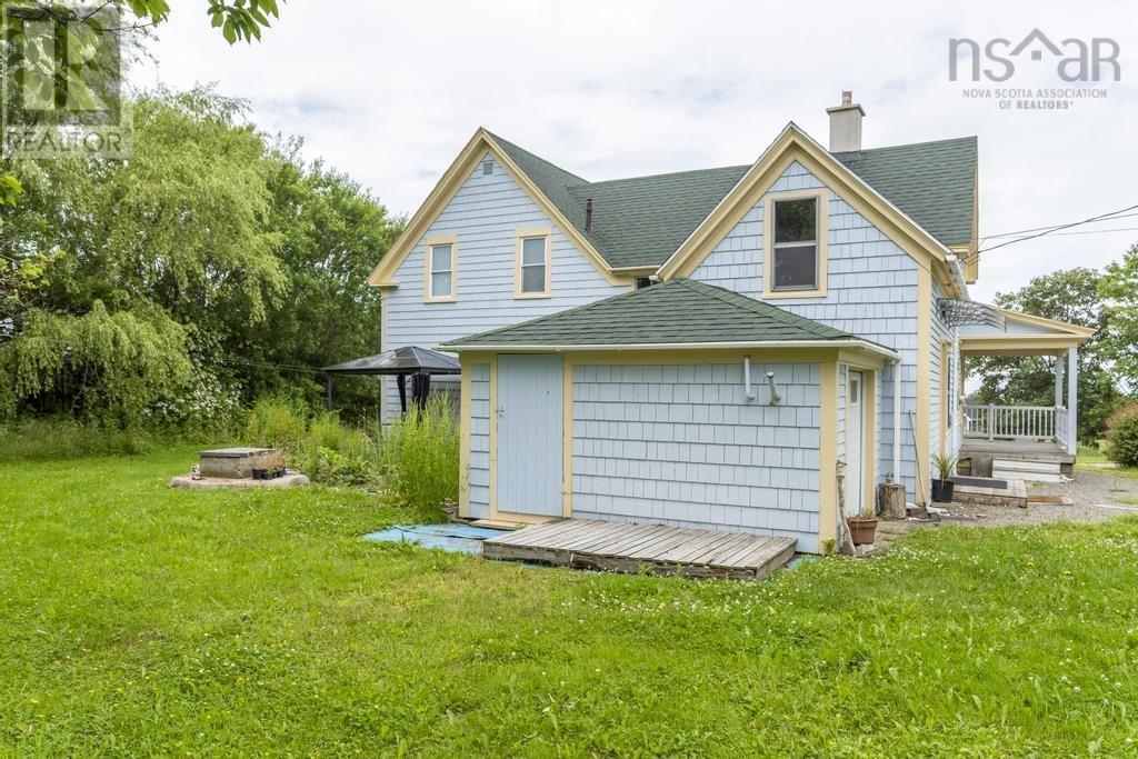 3208 Highway 1, Belliveaus Cove, Nova Scotia  B0W 1J0 - Photo 11 - 202516321