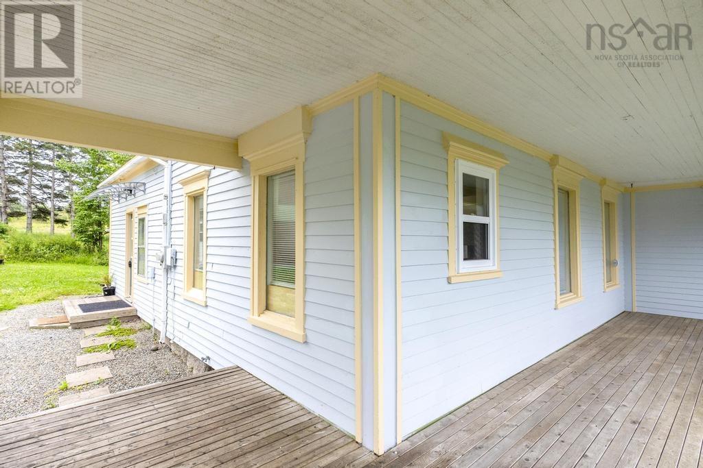 3208 Highway 1, Belliveaus Cove, Nova Scotia  B0W 1J0 - Photo 14 - 202516321